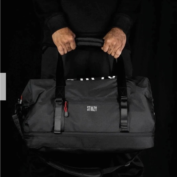 skiiizy Bags Stiiizy Limited Edition Duffle Bag Carry On Poshmark